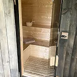 Szept Oberlandu - Boutique, Luxury In Liva Park Apartmán Liwa