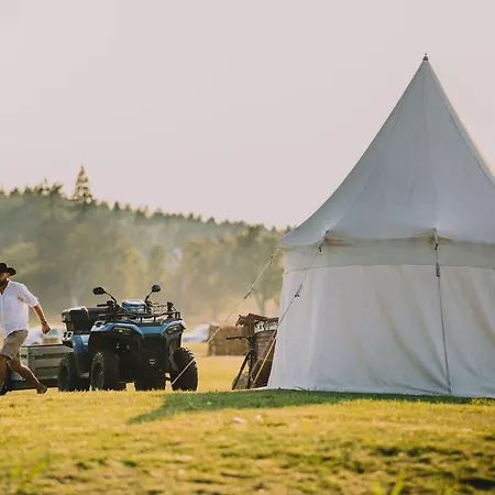 Szept Oberlandu - Boutique, Luxury In Liva Park Apartament Liwa