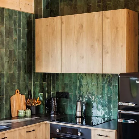 Liva Park Apartment