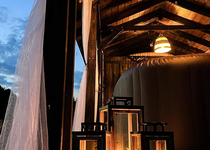 Szept Oberlandu - Boutique, Luxury In Liva Park Apartament Liwa