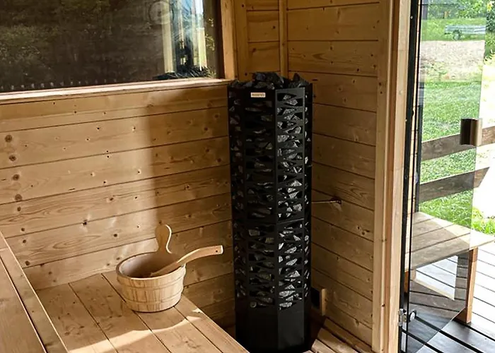 Szept Oberlandu - Boutique, Luxury In Liva Park * Liwa